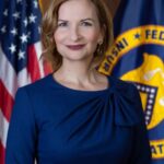 FDIC Chairwoman Says US Regulators Are Exploring Policies For Banks to Hold Crypto