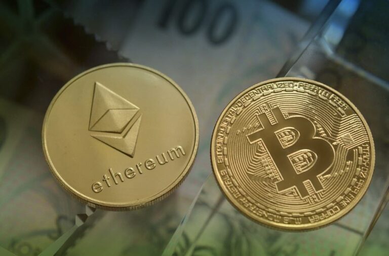 Harvard Trims Bitcoin Holdings 21%, Makes First Ethereum ETF Bet