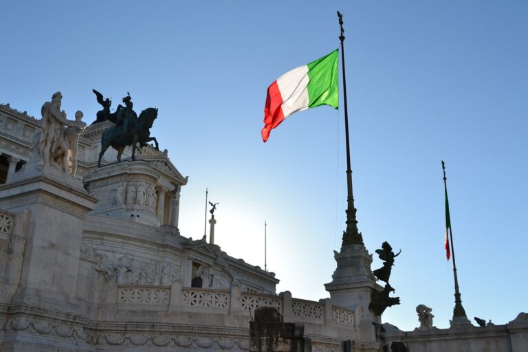 Italy Warns Crypto Firms to Imminent MiCA Compliance Deadline