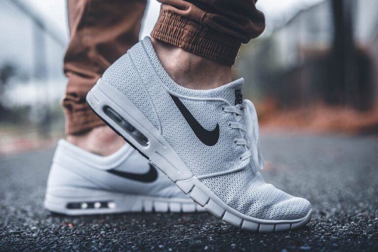 Nike Files A Lawsuit Against StockX For illegally Selling Unlicensed Sneakers NFTs